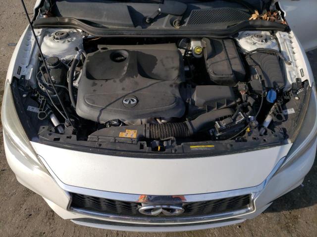 SJKCH5CP5HA022557 - 2017 INFINITI QX30 BASE WHITE photo 11