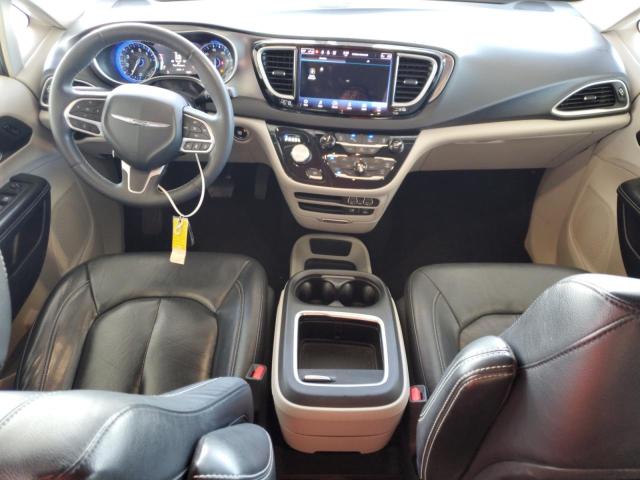 2C4RC1BG6NR116038 - 2022 CHRYSLER PACIFICA TOURING L GRAY photo 8