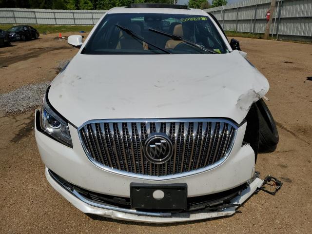 1G4GF5G35GF165474 - 2016 BUICK LACROSSE PREMIUM WHITE photo 5