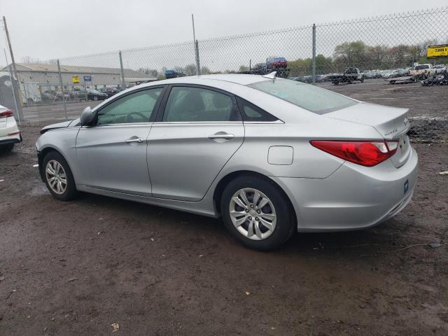 5NPEB4AC2BH282583 - 2011 HYUNDAI SONATA GLS SILVER photo 2