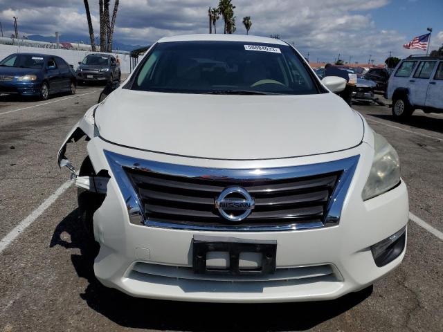 1N4AL3AP2FN328711 - 2015 NISSAN ALTIMA 2.5 WHITE photo 5