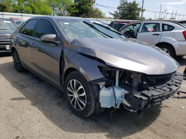 4T4BF1FK1GR546428 - 2016 TOYOTA CAMRY LE GRAY photo 4