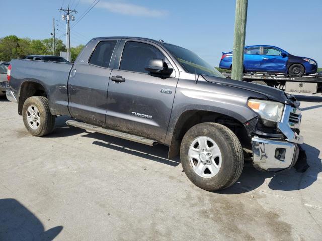5TFUW5F18HX677121 - 2017 TOYOTA TUNDRA DOUBLE CAB SR/SR5 GRAY photo 4