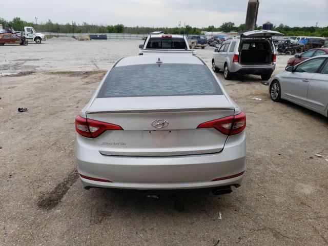 5NPE24AF2HH582451 - 2017 HYUNDAI SONATA SE SILVER photo 6