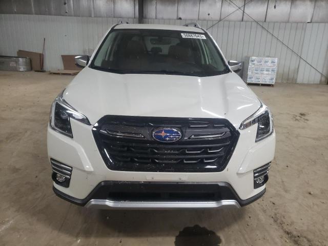 JF2SKARC6NH508179 - 2022 SUBARU FORESTER TOURING 白色 照片 5