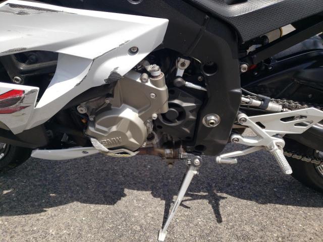 WB10D1208GZ696679 - 2016 BMW S 1000 R WHITE photo 7