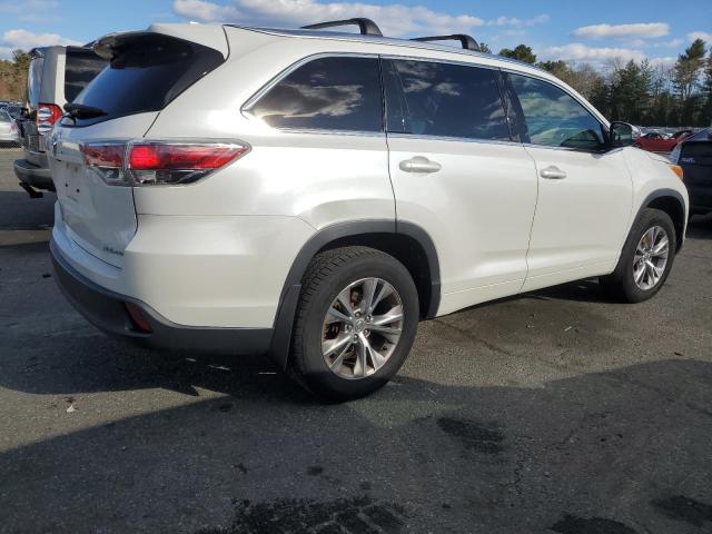 5TDJKRFH7FS157417 - 2015 TOYOTA HIGHLANDER XLE 白色 照片 3
