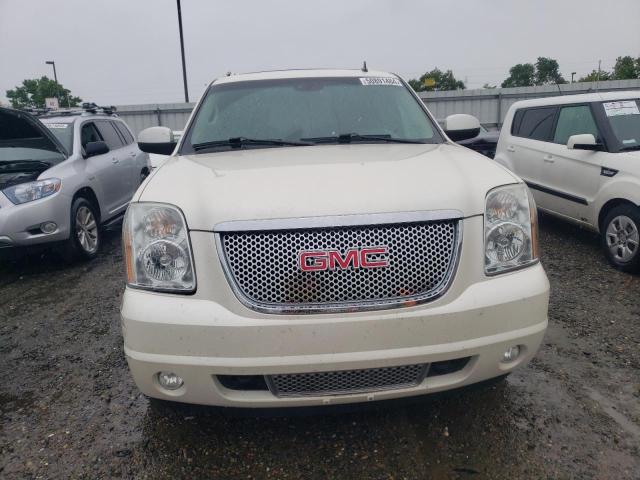 1GKFK03209R299701 - 2009 GMC YUKON DENALI CREAM photo 5