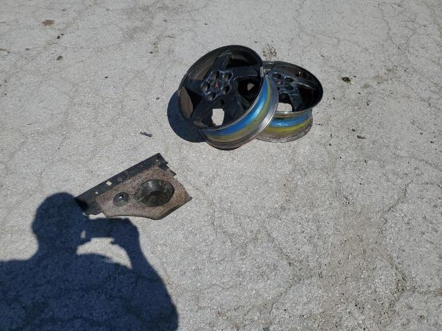 2G2WS522441203214 - 2004 PONTIAC GRAND PRIX GT2 ვერცხლისფერი ფოტო 12