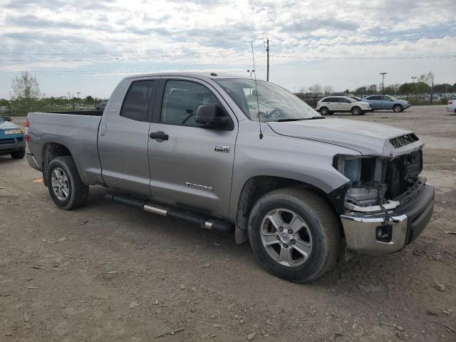 5TFUW5F1XEX414415 - 2014 TOYOTA TUNDRA DOUBLE CAB SR/SR5 SILVER photo 4