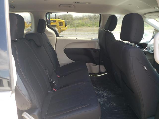 2C4RC1FG0JR261905 - 2018 CHRYSLER PACIFICA TOURING PLUS WHITE photo 11