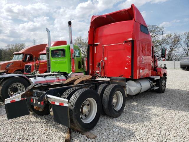 1XKADB8X45J081922 - 2005 KENWORTH CONSTRUCTI T600 RED photo 4