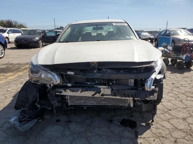 1N4BL4BV4LN323769 - 2020 NISSAN ALTIMA S WHITE photo 5