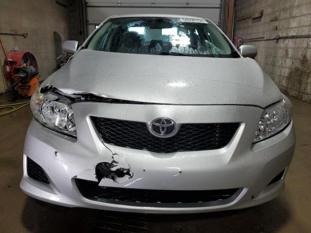 1NXBU40E09Z124755 - 2009 TOYOTA COROLLA BASE SILVER photo 5