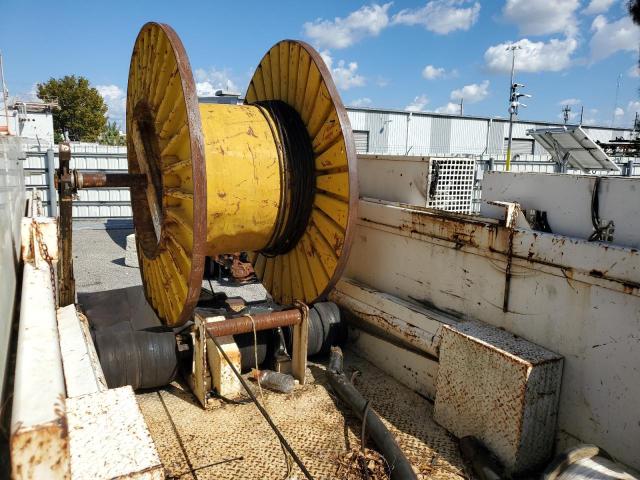 1GBM7H1C8XJ105110 - 1999 CHEVROLET C-SERIES C7H042 WHITE photo 10