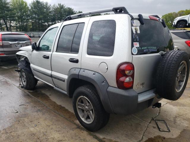 1J4GL38K25W725000 - 2005 JEEP LIBERTY RENEGADE SILVER photo 2