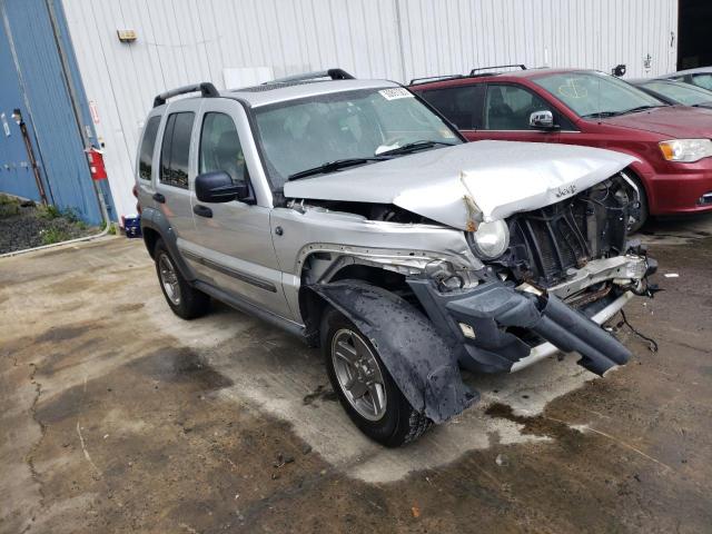 1J4GL38K25W725000 - 2005 JEEP LIBERTY RENEGADE SILVER photo 4