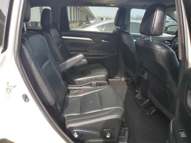5TDJKRFH2GS300405 - 2016 TOYOTA HIGHLANDER XLE 白色 照片 11