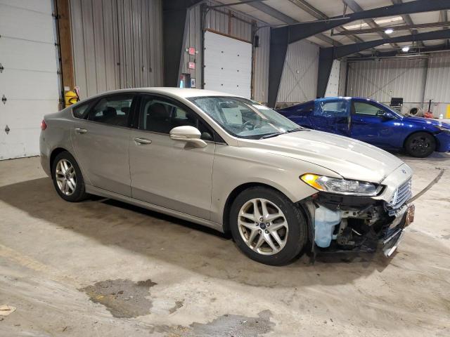 3FA6P0H74GR116759 - 2016 FORD FUSION SE TAN photo 4