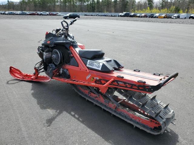 YH2LLGNB4NR000785 - 2022 LYNX SNOWMOBILE RED photo 3