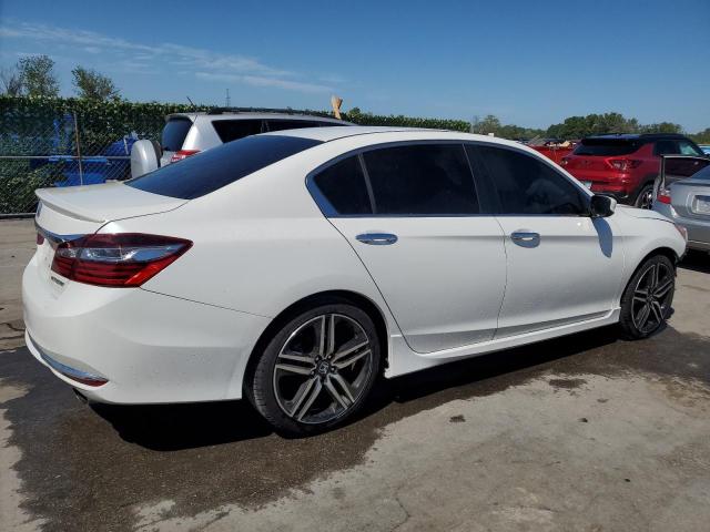 1HGCR2F55HA106842 - 2017 HONDA ACCORD SPORT WHITE photo 3