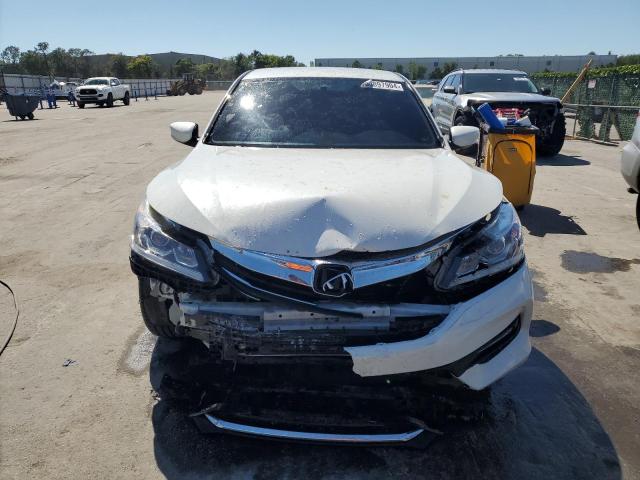 1HGCR2F55HA106842 - 2017 HONDA ACCORD SPORT WHITE photo 5