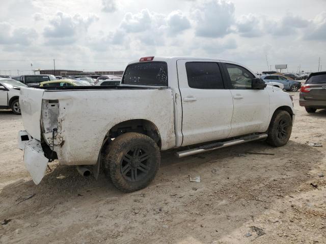 5TFEV54118X059214 - 2008 TOYOTA TUNDRA CREWMAX WHITE photo 3