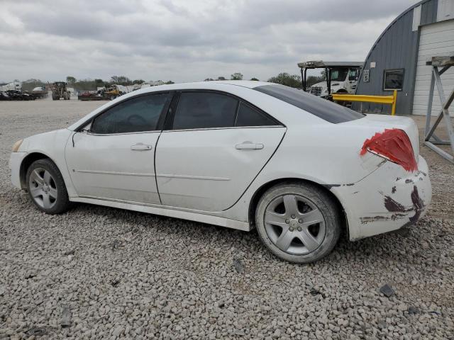 1G2ZA5E00A4115691 - 2010 PONTIAC G6 WHITE photo 2