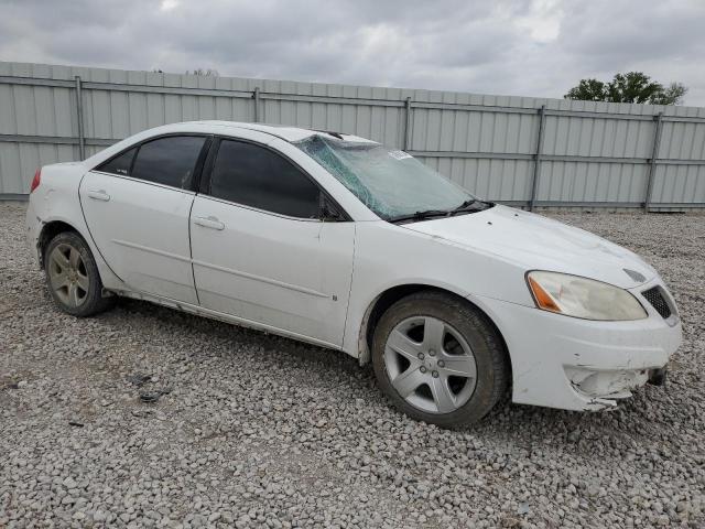 1G2ZA5E00A4115691 - 2010 PONTIAC G6 WHITE photo 4
