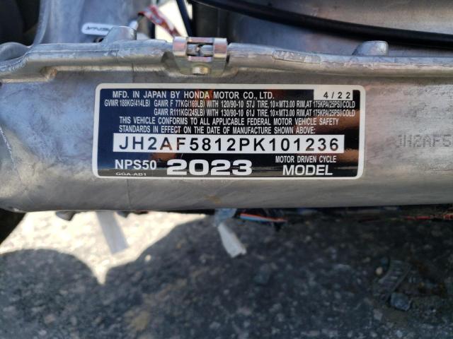 JH2AF5812PK101236 - 2023 HONDA NPS50 SILVER photo 10