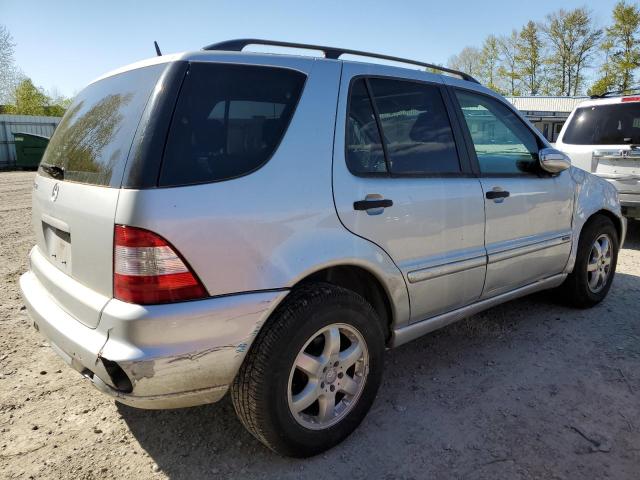 4JGAB57E04A499598 - 2004 MERCEDES-BENZ ML 350 SILVER photo 3