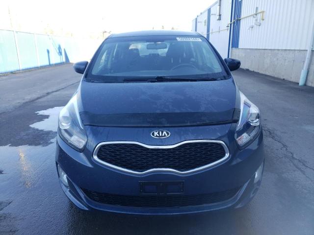 KNAHT8A32E7038410 - 2014 KIA RONDO BLUE photo 5