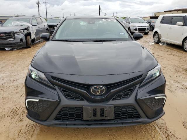 4T1G11AK9RU189542 - 2024 TOYOTA CAMRY SE NIGHT SHADE BLACK photo 5