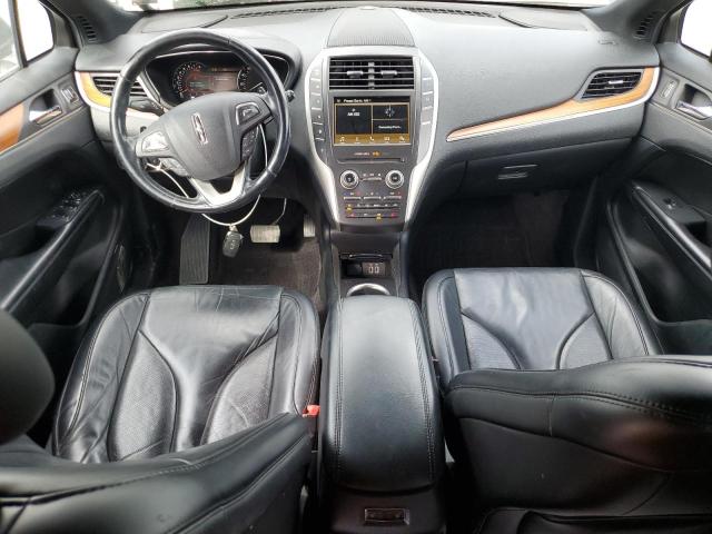 5LMCJ2C95HUL23621 - 2017 LINCOLN MKC SELECT Մոխրագույն լուսանկար 8