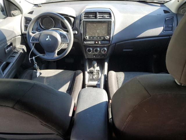 JA4AR3AU3LU022689 - 2020 MITSUBISHI OUTLANDER ES WHITE photo 8