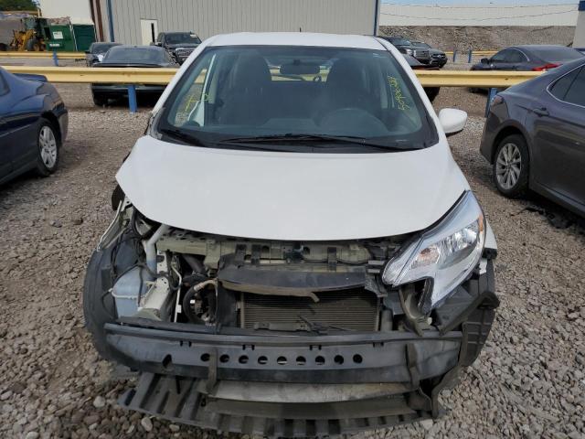 3N1CE2CP6FL416961 - 2015 NISSAN VERSA NOTE S WHITE photo 5