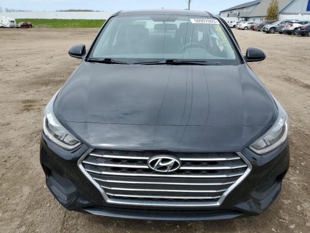 3KPC24A38KE039940 - 2019 HYUNDAI ACCENT SE შავი ფოტო 5