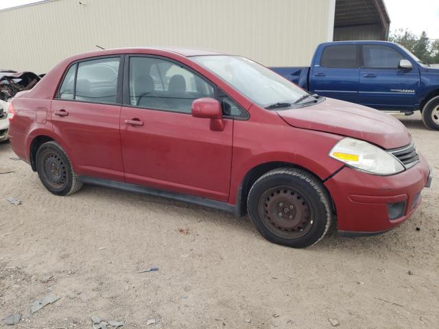 3N1BC1AP2AL416639 - 2010 NISSAN VERSA S RED photo 4