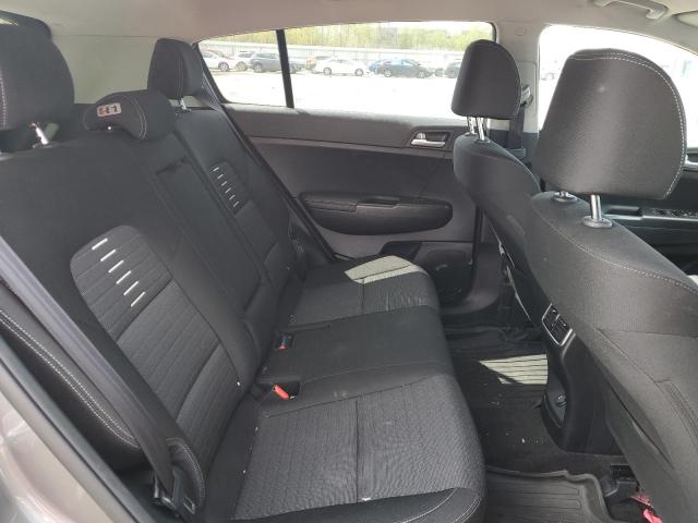 KNDPMCAC9J7472686 - 2018 KIA SPORTAGE LX GRAY photo 11