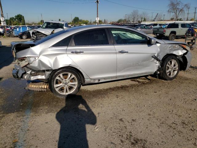 5NPEC4AC0BH163119 - 2011 HYUNDAI SONATA SE SILVER photo 3