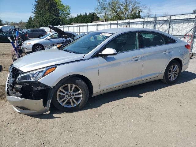 5NPE24AF0HH545804 - 2017 HYUNDAI SONATA SE SILVER photo 1