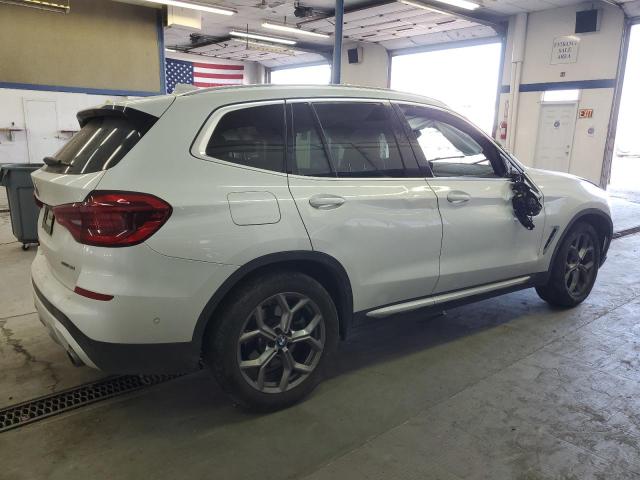 5UXTY5C02M9E50833 - 2021 BMW X3 XDRIVE30I WHITE photo 3