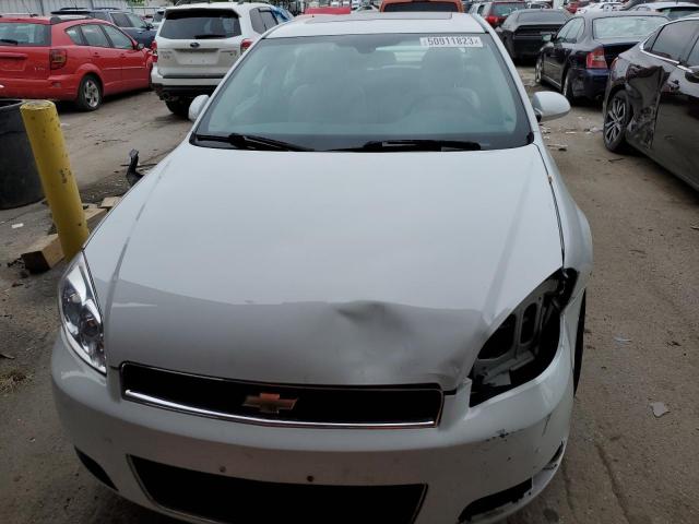 2G1WC5E30C1251832 - 2012 CHEVROLET IMPALA LTZ WHITE photo 5