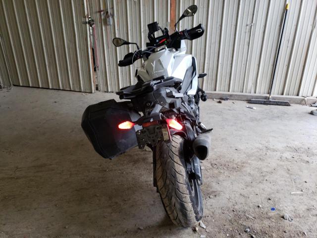 WB10E4308N6F92904 - 2022 BMW S 1000 XR თეთრი ფოტო 4