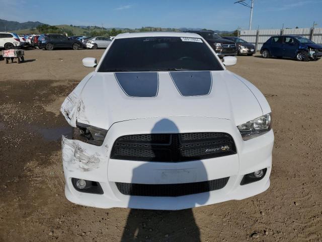 2C3CDXGJ4DH612779 - 2013 DODGE CHARGER SUPER BEE WHITE photo 5