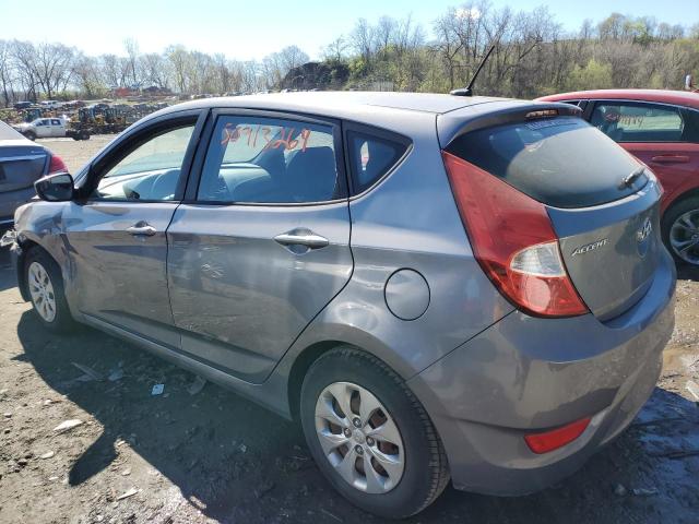 KMHCT5AE1GU262295 - 2016 HYUNDAI ACCENT SE GRAY photo 2