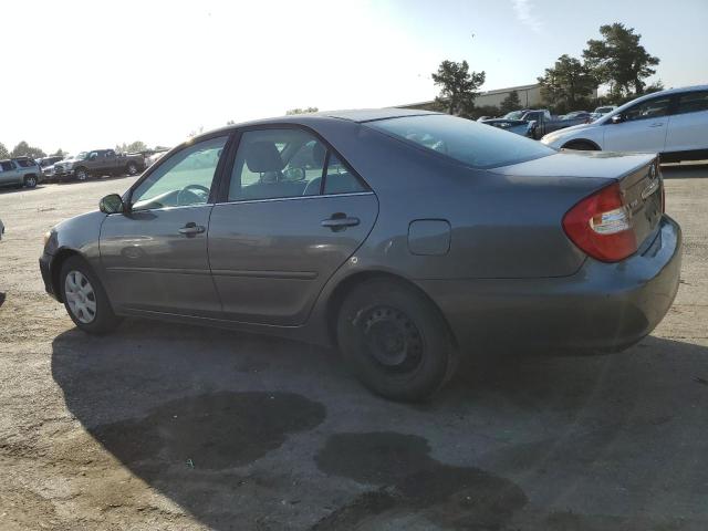 4T1BE30K24U828039 - 2004 TOYOTA CAMRY LE GRAY photo 2