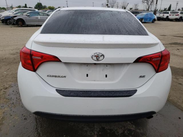 5YFBURHEXJP783014 - 2018 TOYOTA COROLLA L WHITE photo 6