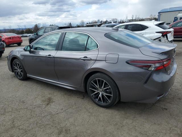 4T1G11AK3RU260878 - 2024 TOYOTA CAMRY SE NIGHT SHADE GRAY photo 2