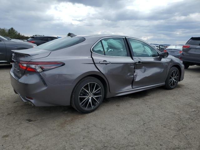 4T1G11AK3RU260878 - 2024 TOYOTA CAMRY SE NIGHT SHADE GRAY photo 3